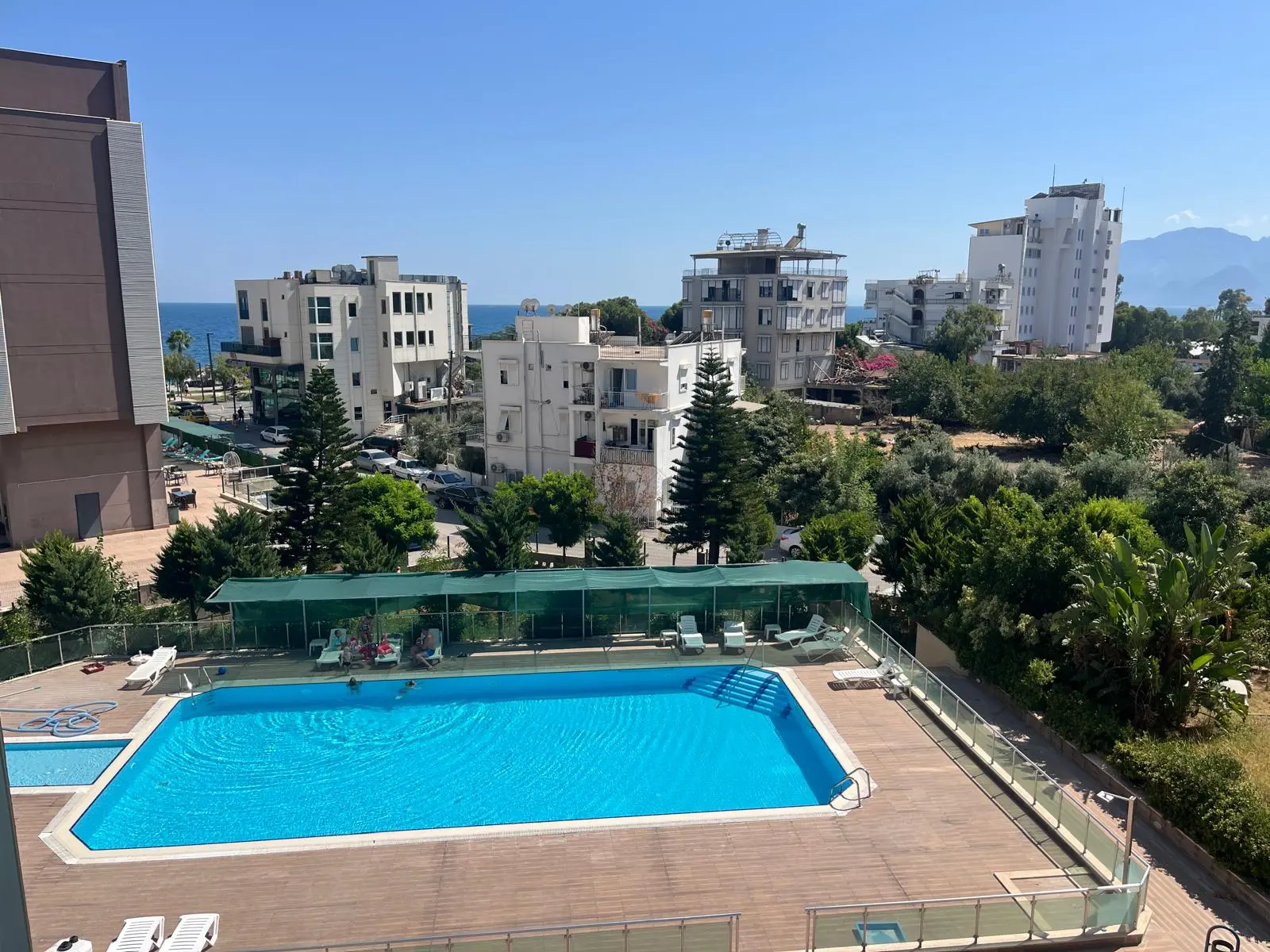 Swimming pool